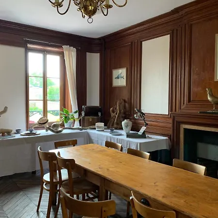 Grands Groupes - Chateau Des Forges Hostal