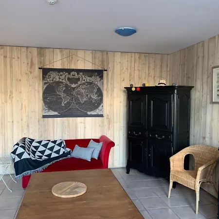 Hostal Grands Groupes - Chateau Des Forges