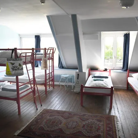 Hostal Grands Groupes - Chateau Des Forges