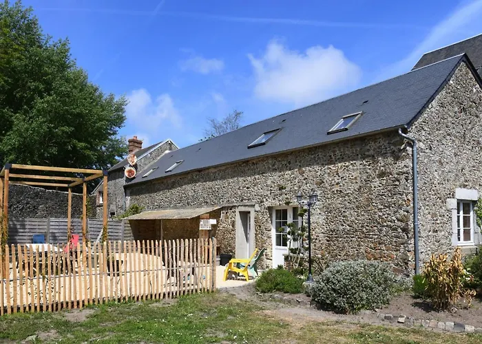 Albergue Grands Groupes - Chateau Des Forges Gouville-sur-Mer
