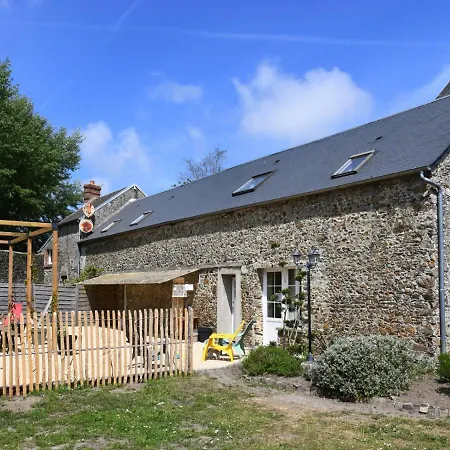 Hostel Grands Groupes - Chateau Des Forges Gouville-sur-Mer