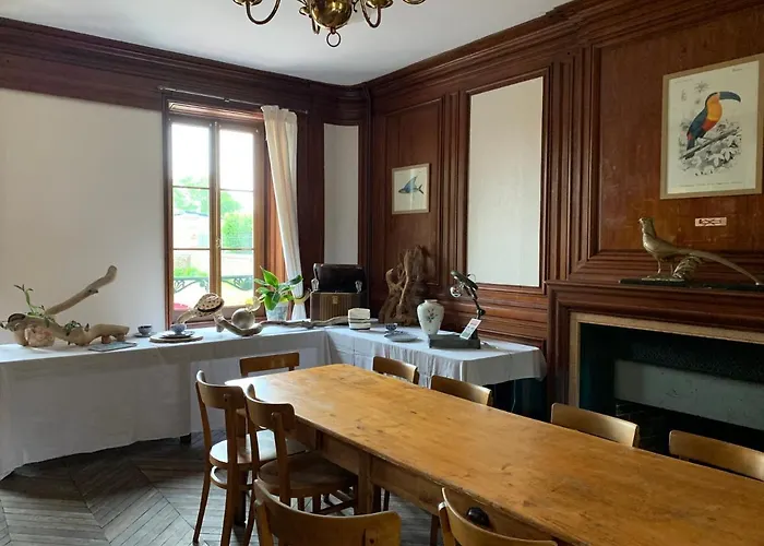 Grands Groupes - Chateau Des Forges Hostal