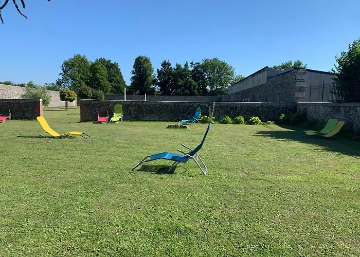 Hostal Grands Groupes - Chateau Des Forges Gouville-sur-Mer