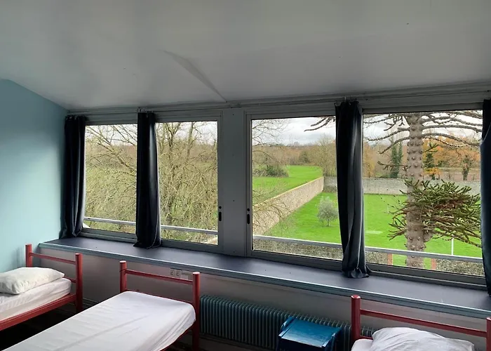 Grands Groupes - Chateau Des Forges Hostal *