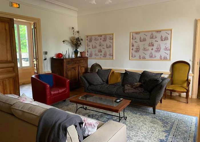 Grands Groupes - Chateau Des Forges