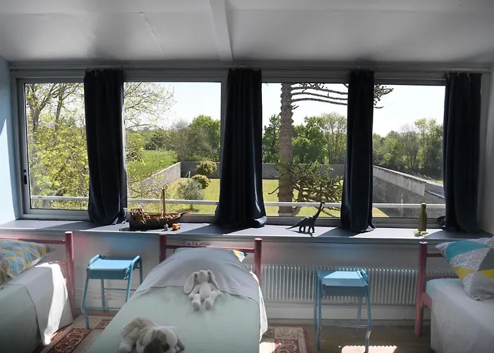 Grands Groupes - Chateau Des Forges * Gouville-sur-Mer