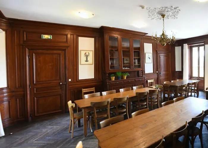 Hostal Grands Groupes - Chateau Des Forges *