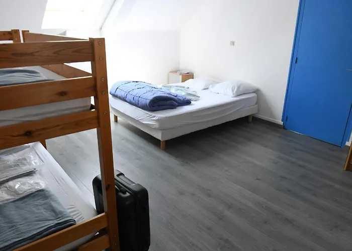 Grands Groupes - Chateau Des Forges Hostal