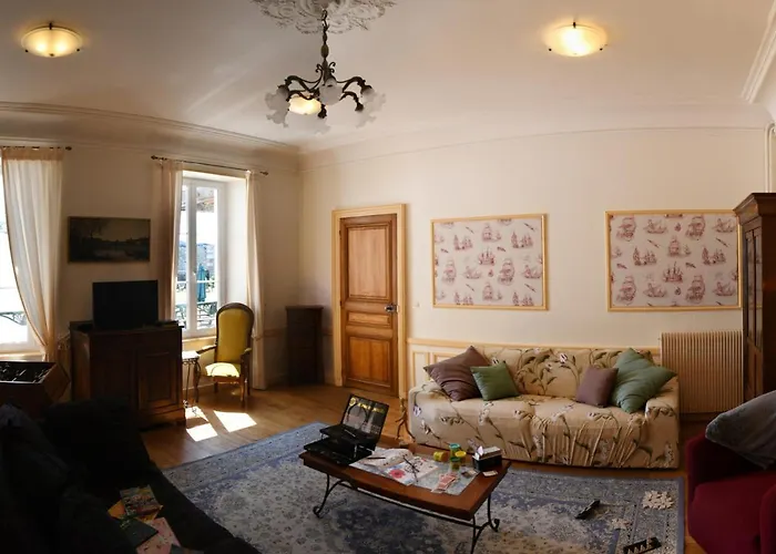 Grands Groupes - Chateau Des Forges Hostal